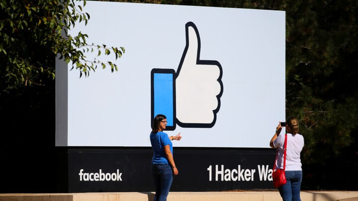 Facebook лишился двух фактчекинговых партнеров Facebook прекратил сотрудничество с двумя фактчекинговыми партнерами